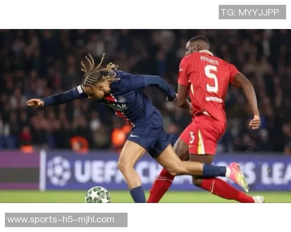 坎波斯强调巴黎圣日耳曼将把握转会机会但避免球员过剩问题